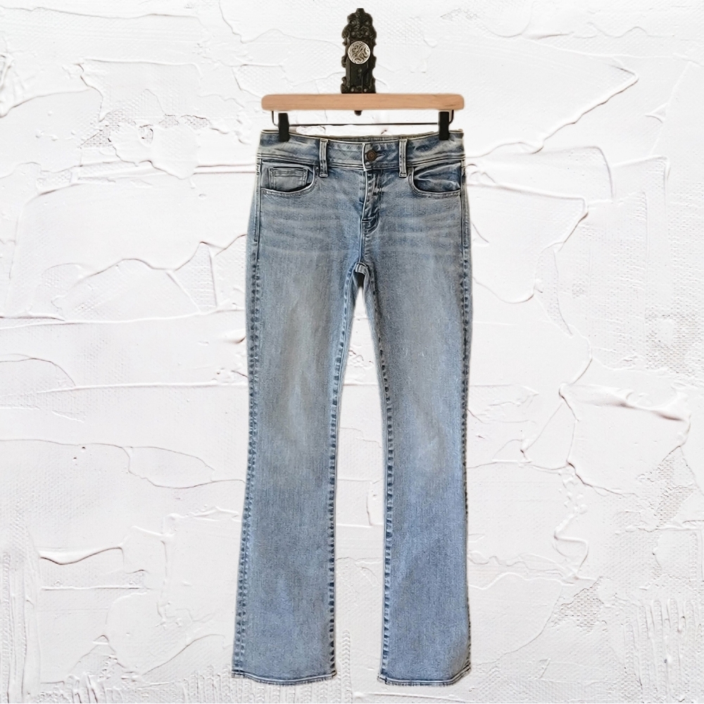 American Eagle Women's Bootcut Jeans / Size 4R / Kick Boot